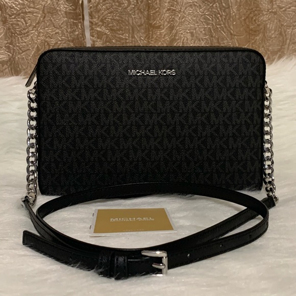 Michael Kors Large Crossbody - Picture 1 of 4